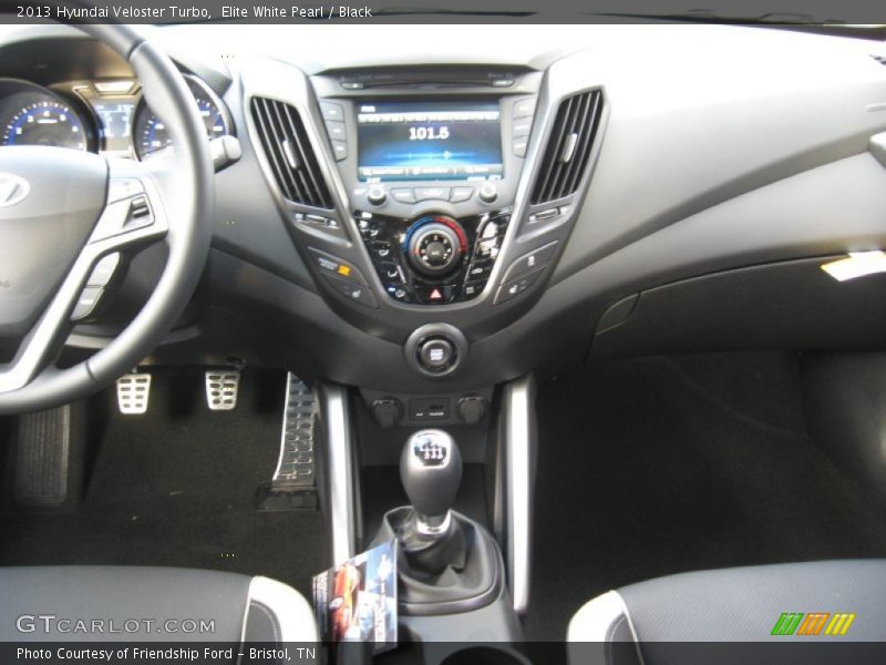Elite White Pearl / Black 2013 Hyundai Veloster Turbo