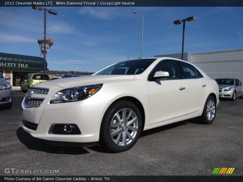 Front 3/4 View of 2013 Malibu LTZ