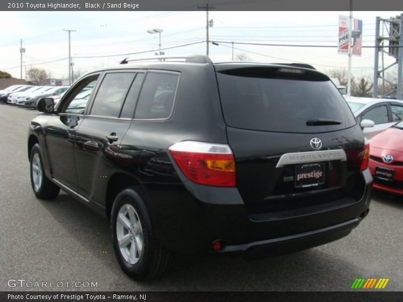 Black / Sand Beige 2010 Toyota Highlander