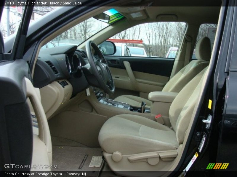 Black / Sand Beige 2010 Toyota Highlander