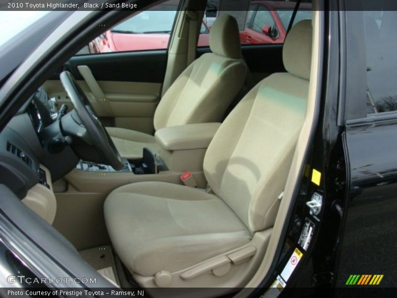 Black / Sand Beige 2010 Toyota Highlander