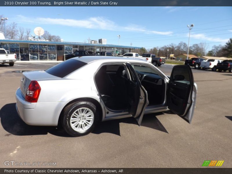Bright Silver Metallic / Dark Slate Gray 2010 Chrysler 300 Touring