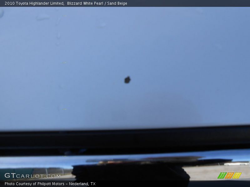 Blizzard White Pearl / Sand Beige 2010 Toyota Highlander Limited