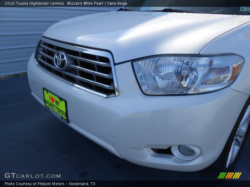 Blizzard White Pearl / Sand Beige 2010 Toyota Highlander Limited