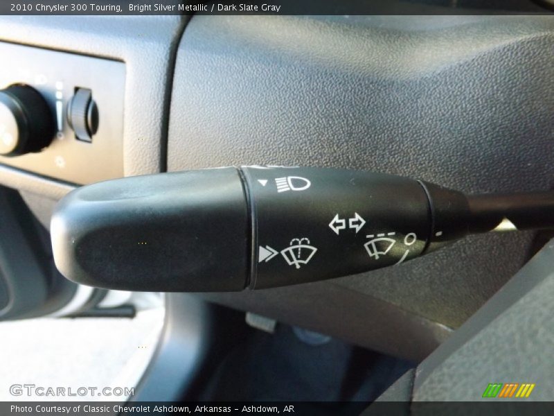 Bright Silver Metallic / Dark Slate Gray 2010 Chrysler 300 Touring