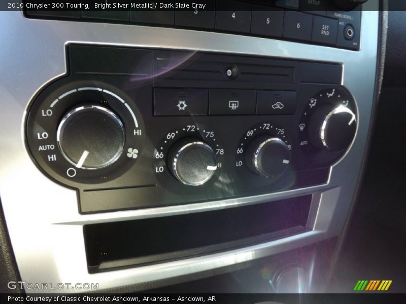 Bright Silver Metallic / Dark Slate Gray 2010 Chrysler 300 Touring