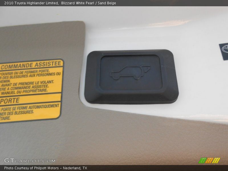 Blizzard White Pearl / Sand Beige 2010 Toyota Highlander Limited