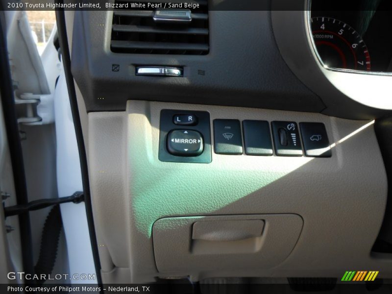 Blizzard White Pearl / Sand Beige 2010 Toyota Highlander Limited
