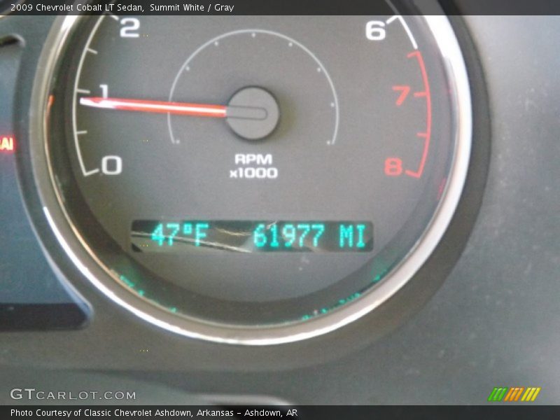 Summit White / Gray 2009 Chevrolet Cobalt LT Sedan