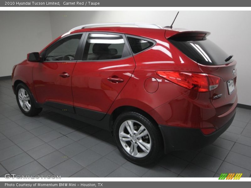 Garnet Red / Taupe 2010 Hyundai Tucson Limited