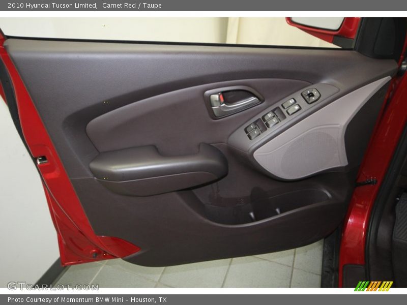 Garnet Red / Taupe 2010 Hyundai Tucson Limited