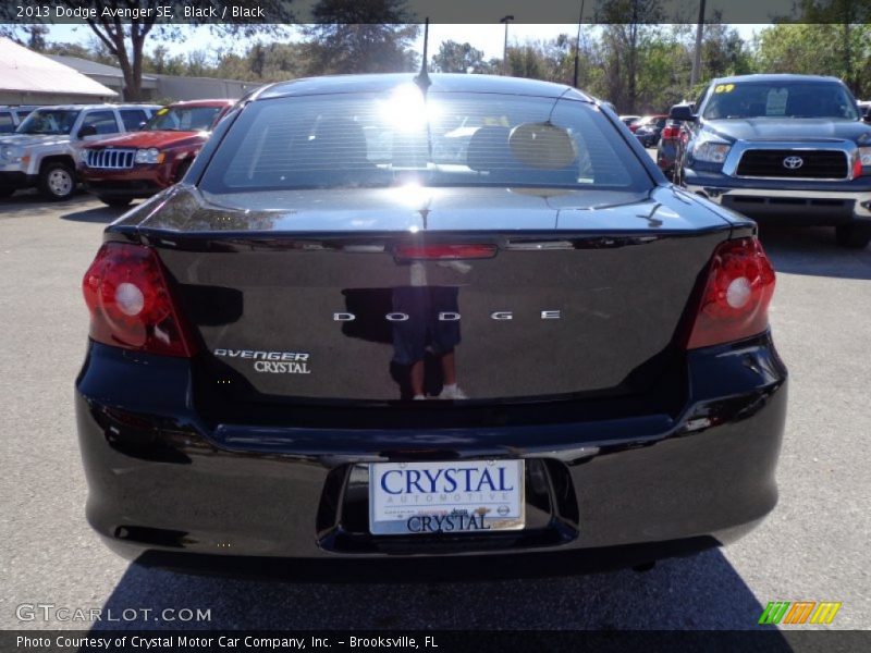 Black / Black 2013 Dodge Avenger SE