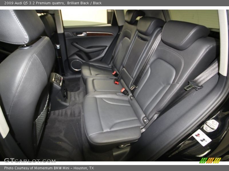 Brilliant Black / Black 2009 Audi Q5 3.2 Premium quattro