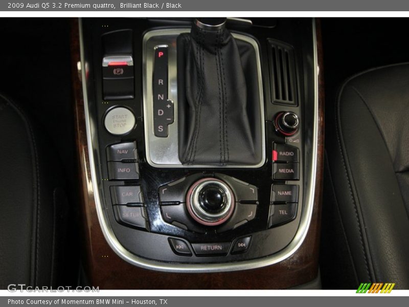 Brilliant Black / Black 2009 Audi Q5 3.2 Premium quattro