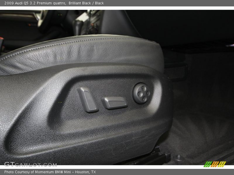 Brilliant Black / Black 2009 Audi Q5 3.2 Premium quattro