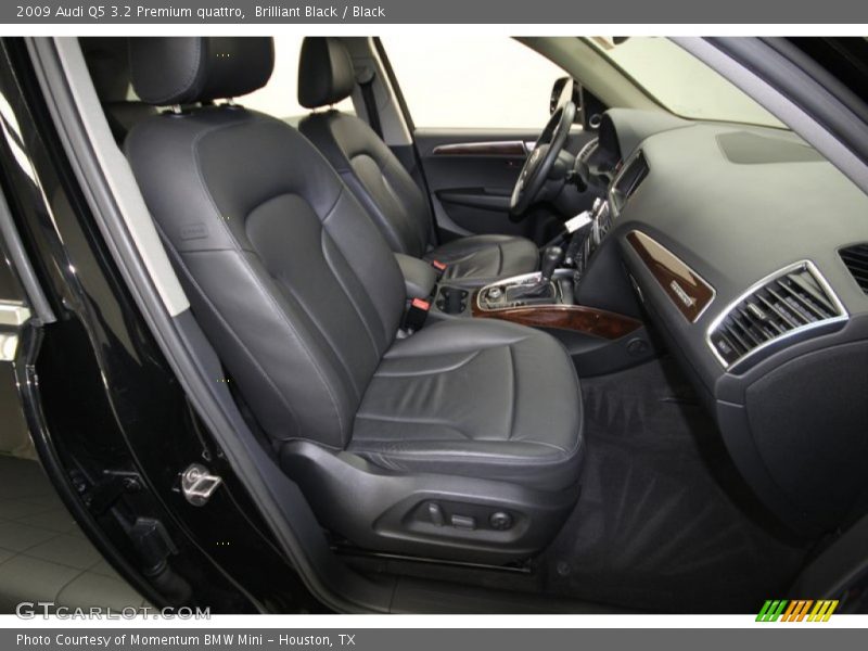 Brilliant Black / Black 2009 Audi Q5 3.2 Premium quattro