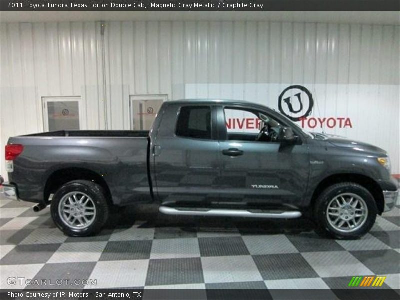 Magnetic Gray Metallic / Graphite Gray 2011 Toyota Tundra Texas Edition Double Cab