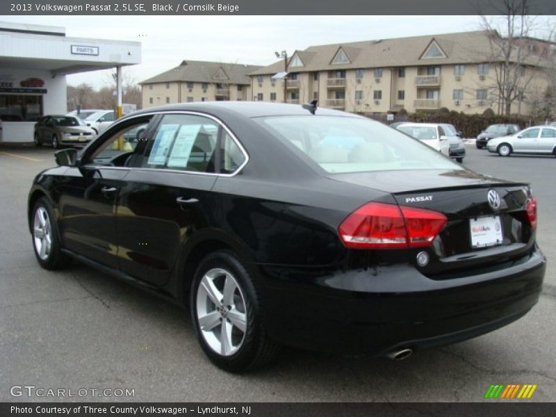 Black / Cornsilk Beige 2013 Volkswagen Passat 2.5L SE