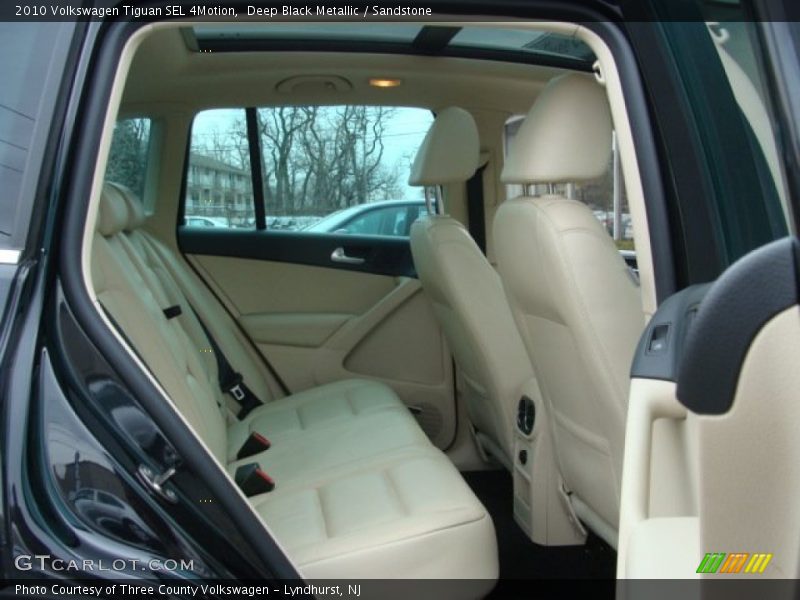 Deep Black Metallic / Sandstone 2010 Volkswagen Tiguan SEL 4Motion