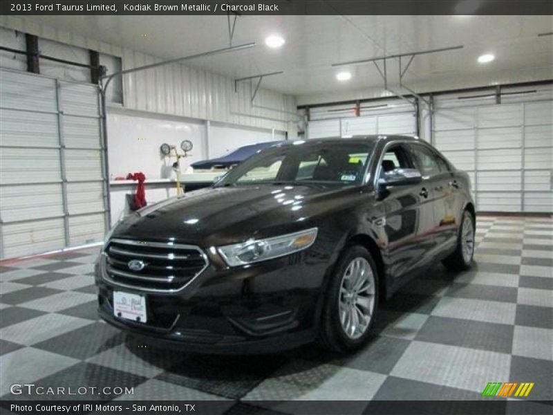 Kodiak Brown Metallic / Charcoal Black 2013 Ford Taurus Limited