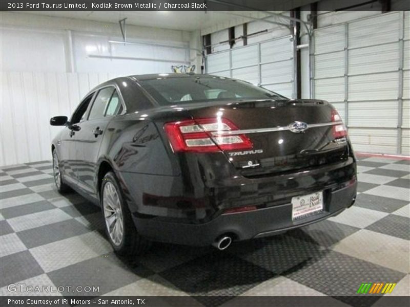 Kodiak Brown Metallic / Charcoal Black 2013 Ford Taurus Limited