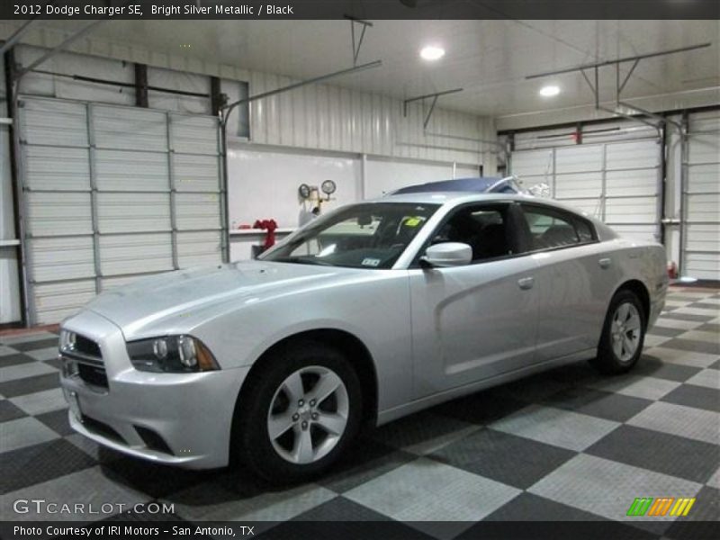 Bright Silver Metallic / Black 2012 Dodge Charger SE