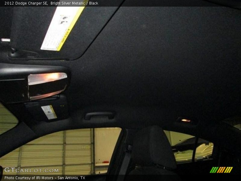 Bright Silver Metallic / Black 2012 Dodge Charger SE