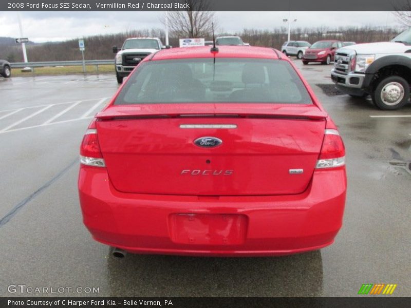 Vermillion Red / Charcoal Black 2008 Ford Focus SES Sedan