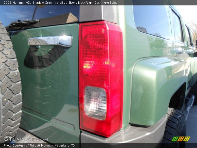 Shadow Green Metallic / Ebony Black/Light Cashmere Beige 2006 Hummer H3