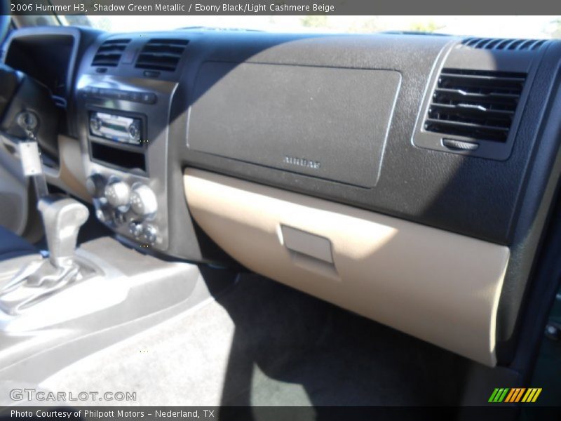 Shadow Green Metallic / Ebony Black/Light Cashmere Beige 2006 Hummer H3