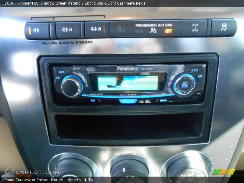 Shadow Green Metallic / Ebony Black/Light Cashmere Beige 2006 Hummer H3