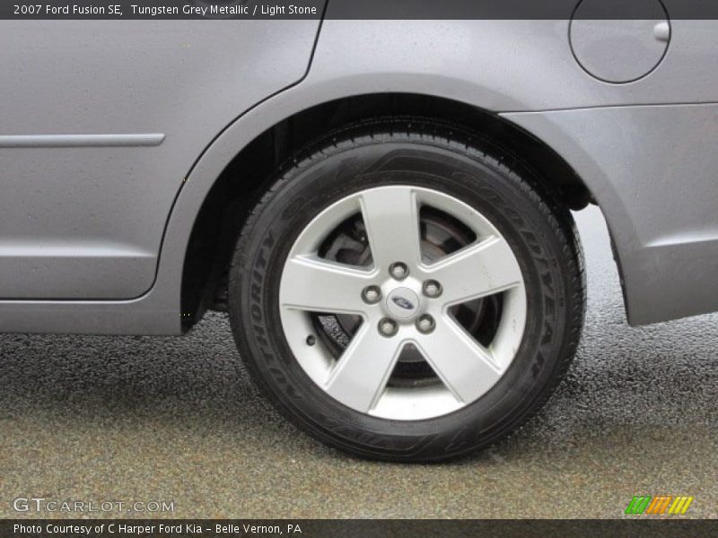 Tungsten Grey Metallic / Light Stone 2007 Ford Fusion SE