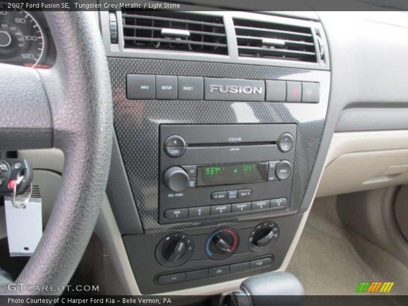 Tungsten Grey Metallic / Light Stone 2007 Ford Fusion SE