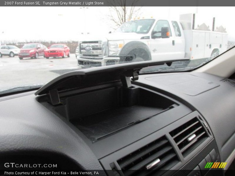 Tungsten Grey Metallic / Light Stone 2007 Ford Fusion SE