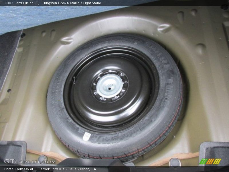 Tungsten Grey Metallic / Light Stone 2007 Ford Fusion SE