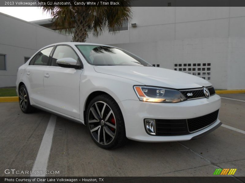 Front 3/4 View of 2013 Jetta GLI Autobahn