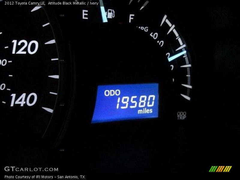 Attitude Black Metallic / Ivory 2012 Toyota Camry LE