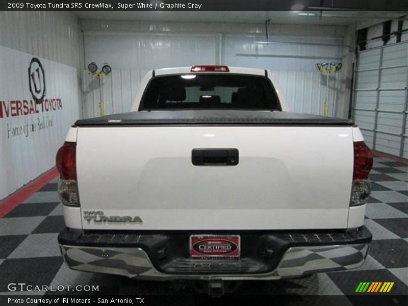 Super White / Graphite Gray 2009 Toyota Tundra SR5 CrewMax