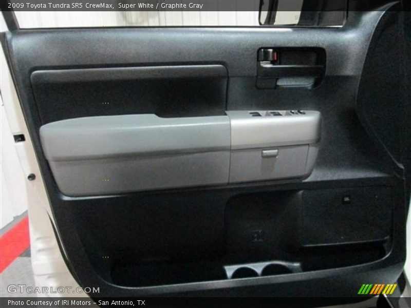 Super White / Graphite Gray 2009 Toyota Tundra SR5 CrewMax