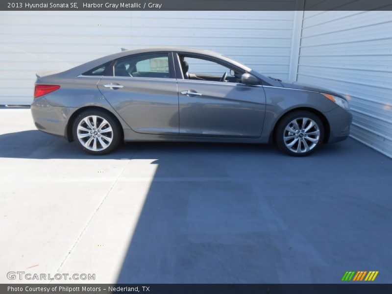 Harbor Gray Metallic / Gray 2013 Hyundai Sonata SE