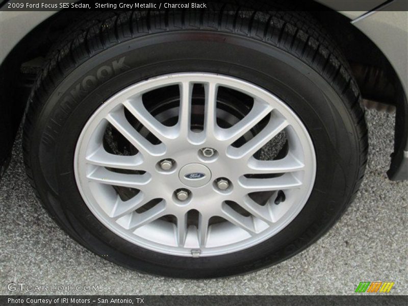  2009 Focus SES Sedan Wheel