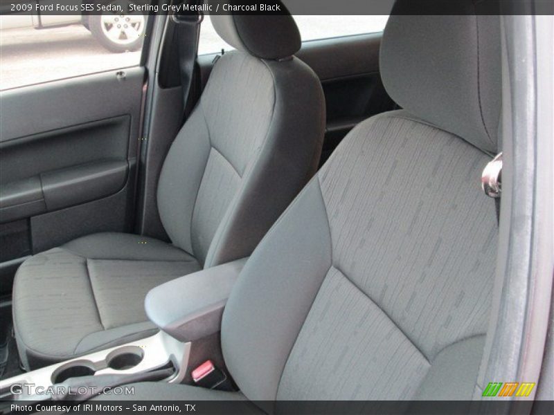 Sterling Grey Metallic / Charcoal Black 2009 Ford Focus SES Sedan