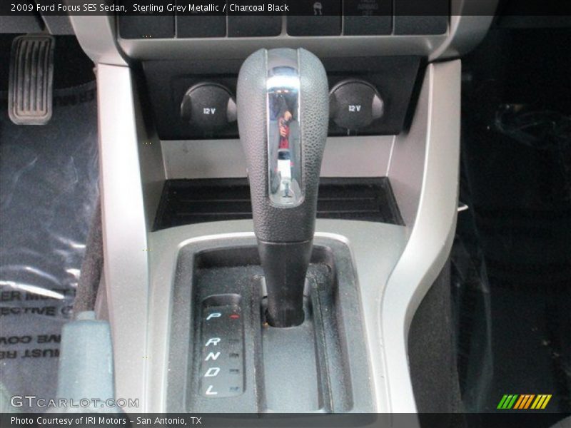  2009 Focus SES Sedan 4 Speed Automatic Shifter