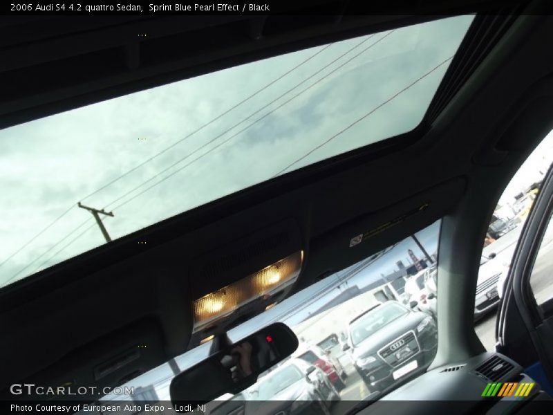 Sprint Blue Pearl Effect / Black 2006 Audi S4 4.2 quattro Sedan