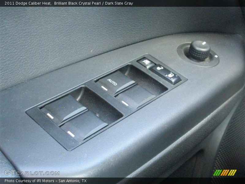 Brilliant Black Crystal Pearl / Dark Slate Gray 2011 Dodge Caliber Heat