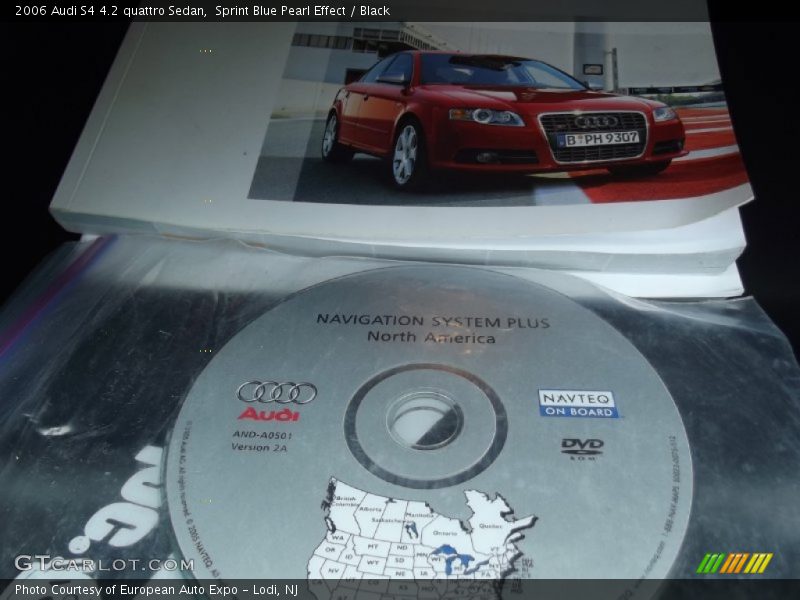 Sprint Blue Pearl Effect / Black 2006 Audi S4 4.2 quattro Sedan