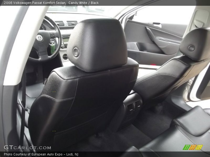 Candy White / Black 2008 Volkswagen Passat Komfort Sedan