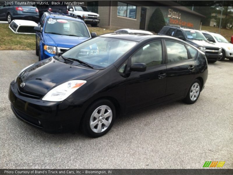 Black / Ivory/Brown 2005 Toyota Prius Hybrid