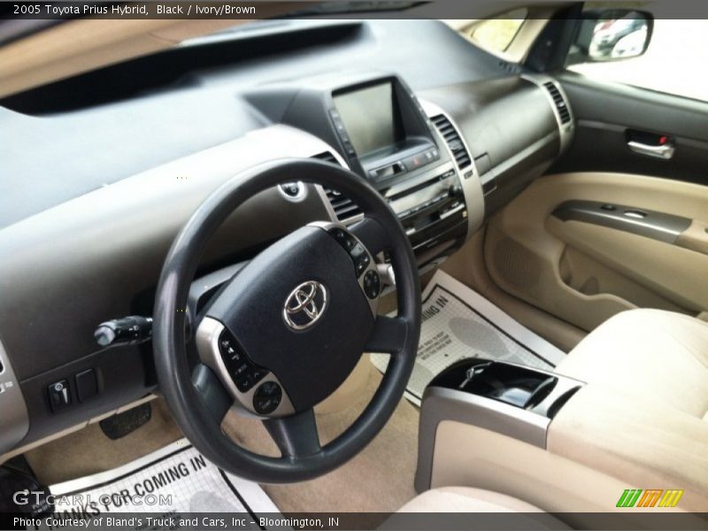 Black / Ivory/Brown 2005 Toyota Prius Hybrid
