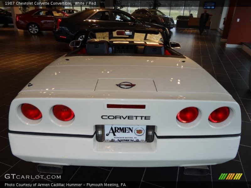 White / Red 1987 Chevrolet Corvette Convertible